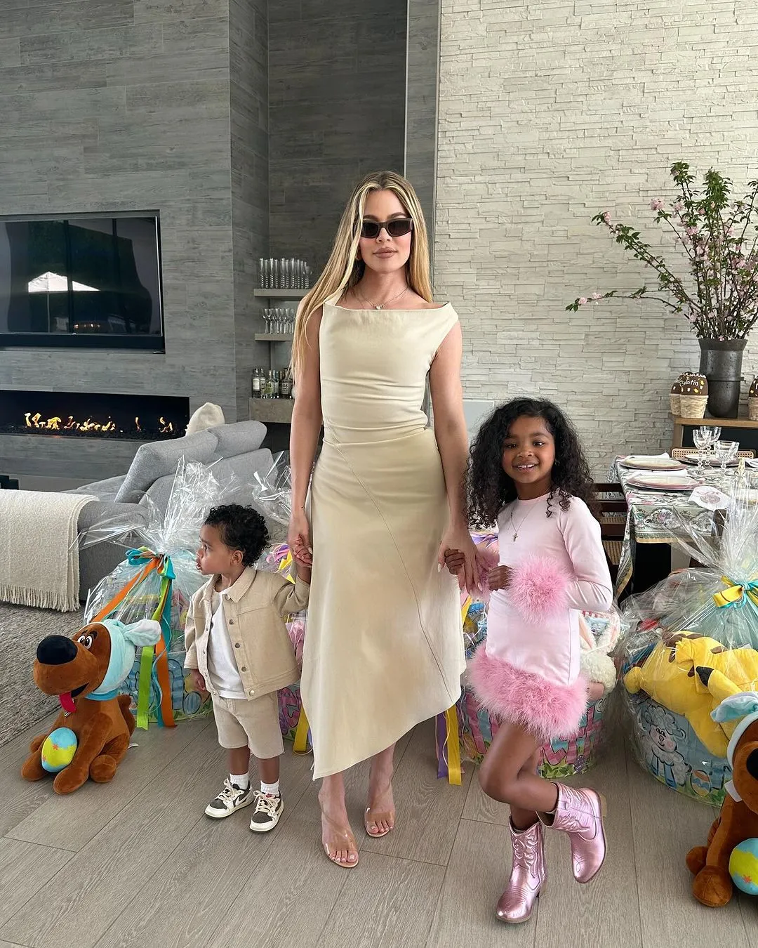 EXCLUSIVE: Khloé Kardashian ‘Secretly Considering THIRD Baby With ...