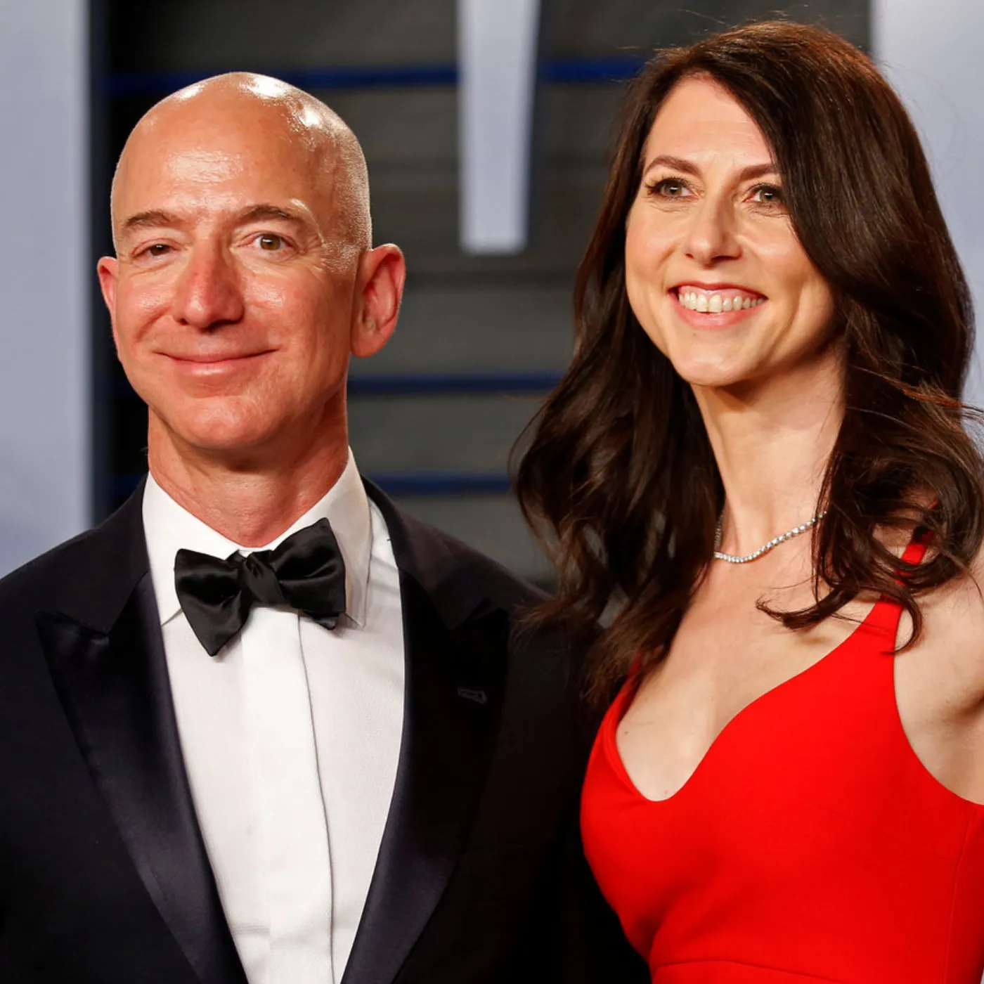 Elon Musk criticized the ex-wife of Amazon founder Jeff Bezos, and here's why.