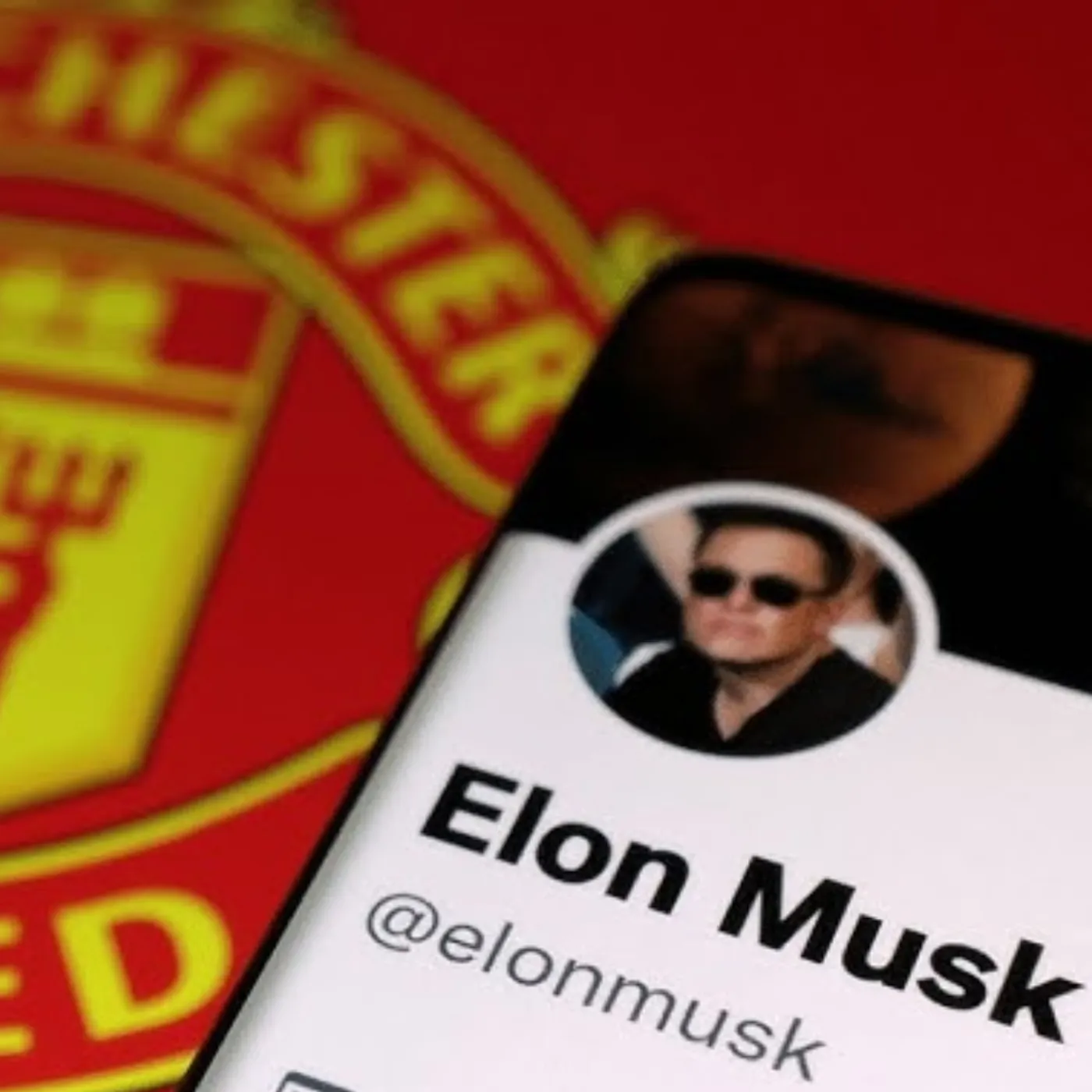 Elon Musk announced he would spend $486 billion to buy Manchester United.