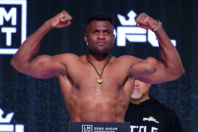 Francis Ngannou defeats Renan Ferreira by first-round TKO in PFL debut to win title fight | News, Scores, Highlights, Stats and Rumors | Bleacher Report