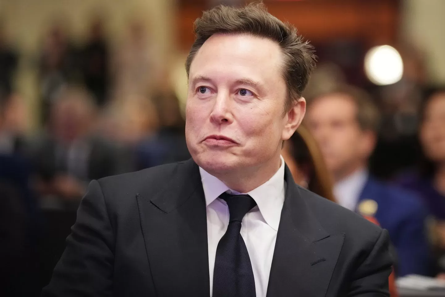 O nome de Elon Musk é 'hạn nặng' đầu năm, thiệt hại lớn