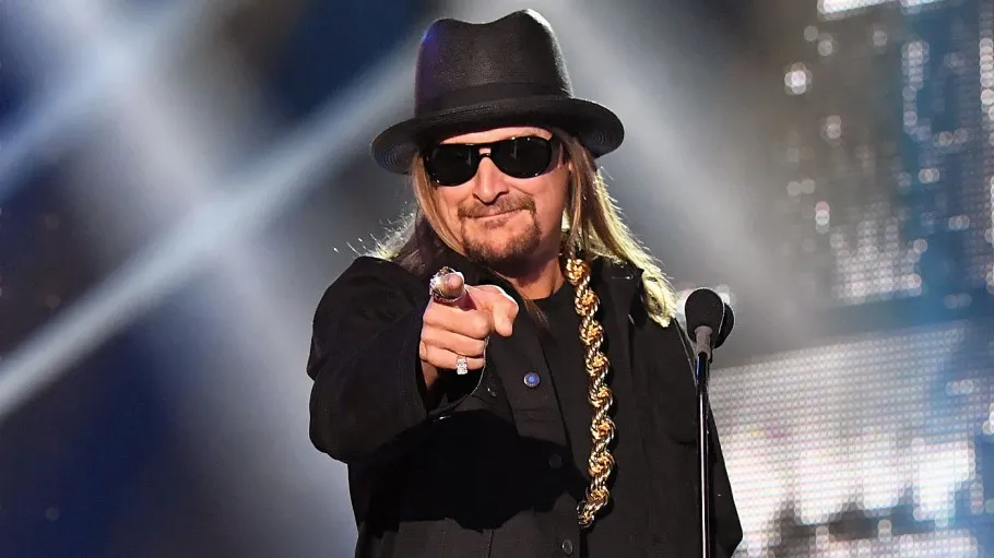 Kid Rock responde às críticas e enfatiza: "Eu amo pessoas negras"