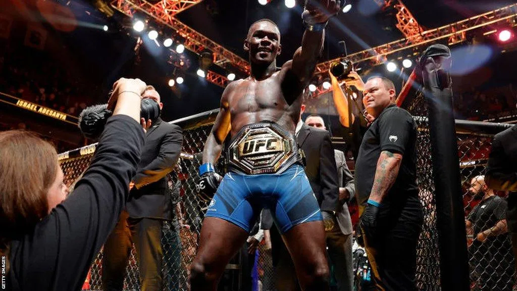 UFC 287: Israel Adesanya reclaims title from Alex Pereira with spectacular knockout - BBC Sport